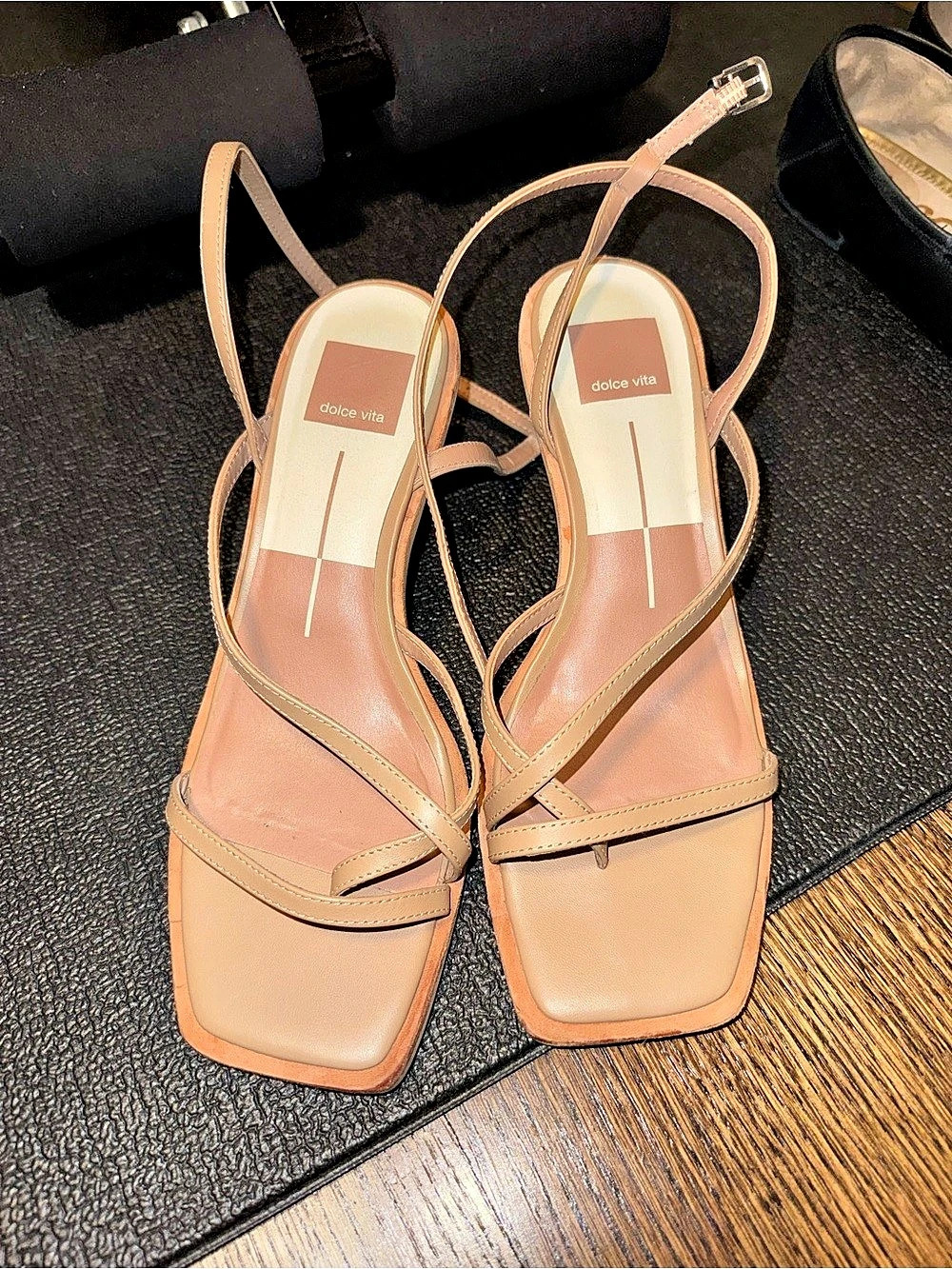 Dolce Vita Strappy Wedge Sandals in Pink Like New